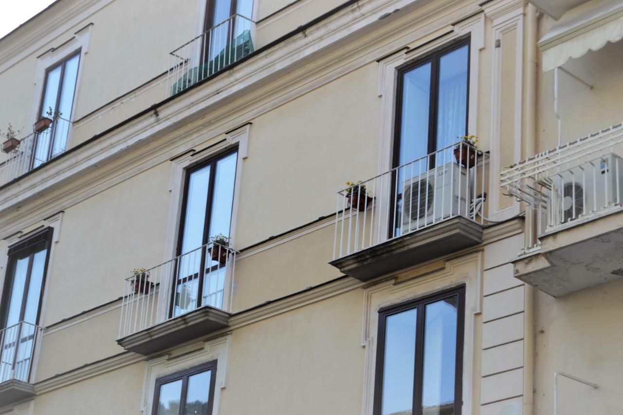 Hôtel La Piccola Sorrente Extérieur photo